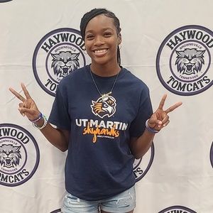 Meet your Posher, Tweety✨